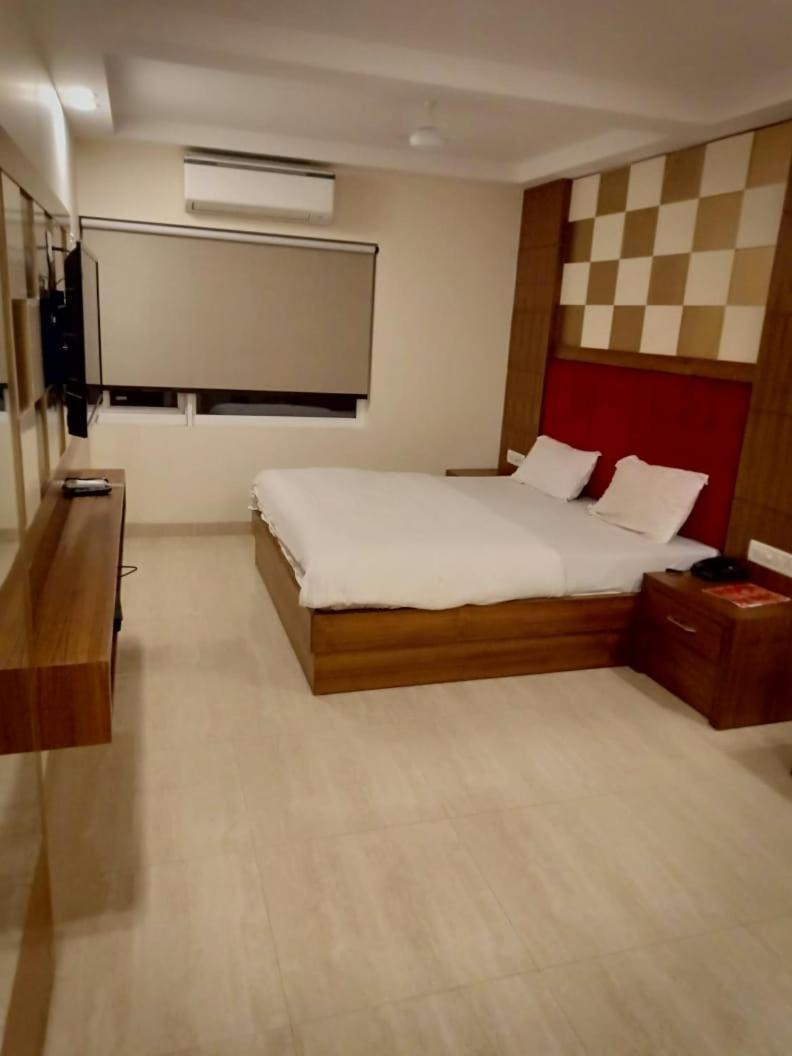 Hotel Avtar @New Delhi Railway Station Bagian luar foto